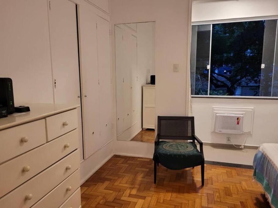 Apartment Charmoso No Ponto Do Leblon *